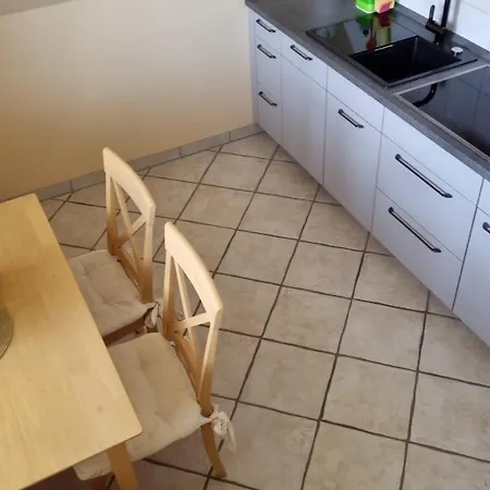 Safari アパート *